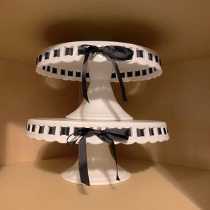 2 tier Cake stands